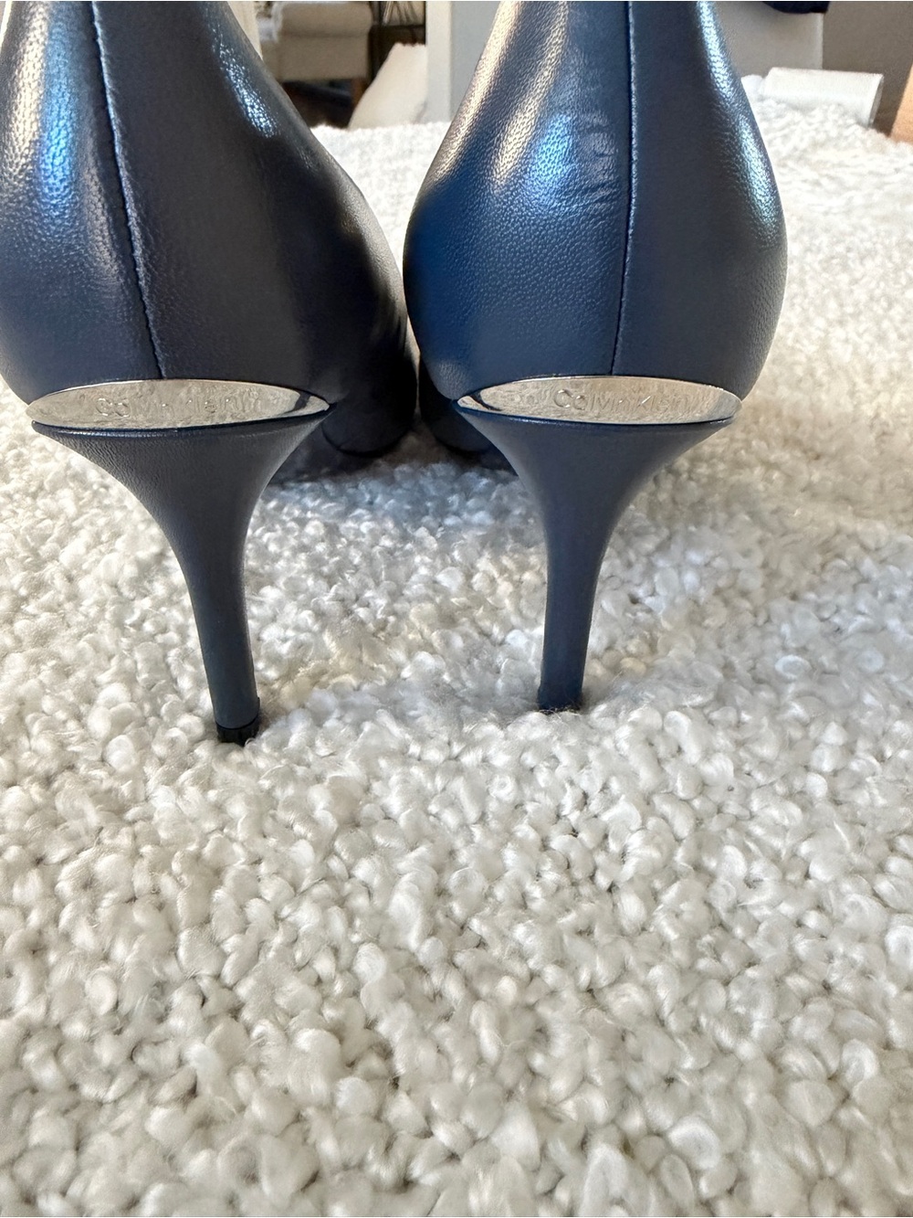 Calvin Klein Navy Blue Leather Pointed Toe Pumps Size 9.5 - Picture 5 of 8